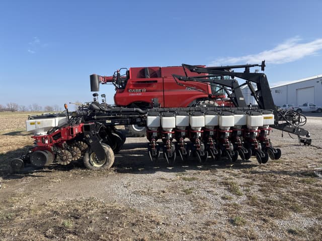 Image of White 8531 equipment image 1