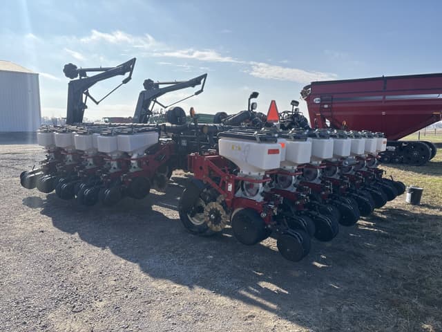 Image of White 8531 equipment image 4