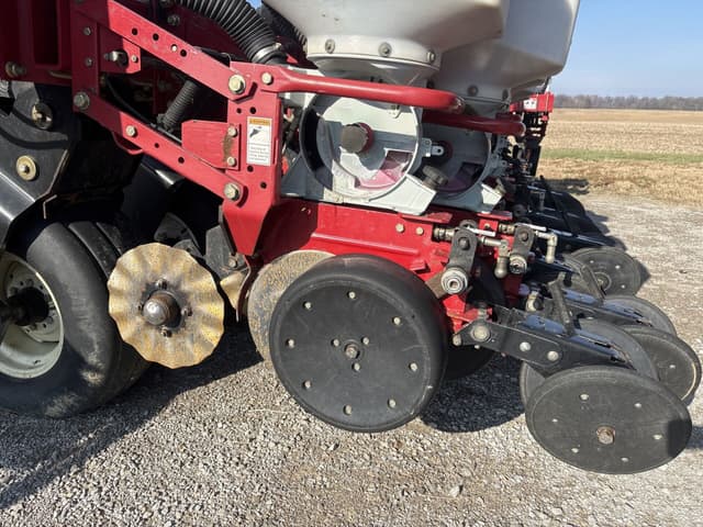 Image of White 8531 equipment image 2