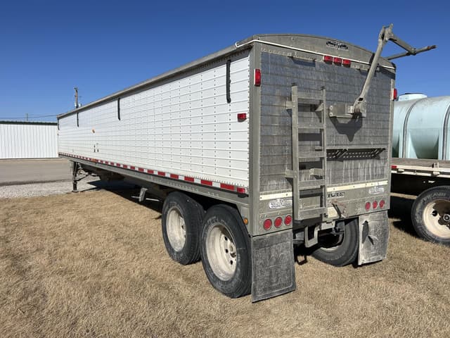 Image of Wilson Pacesetter equipment image 2