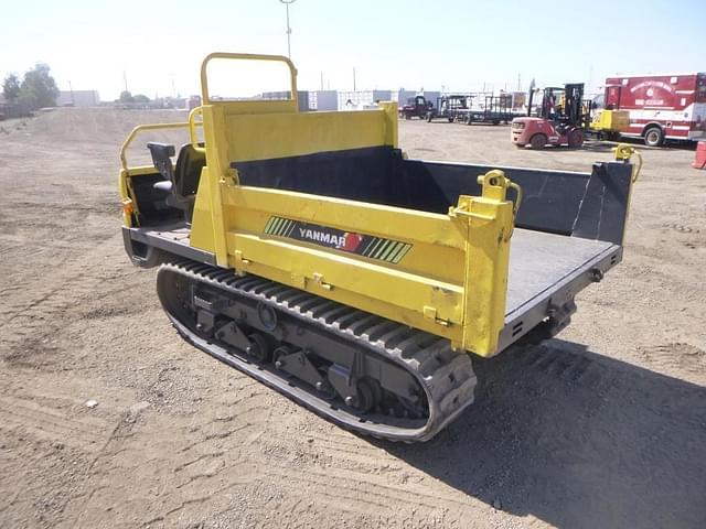 Image of Yanmar C30R equipment image 3