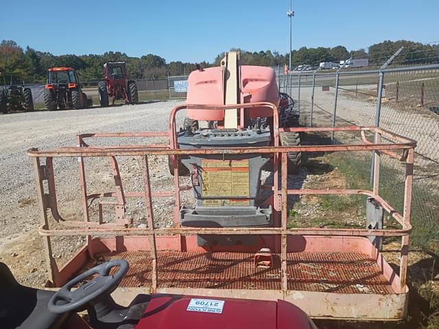 Image of JLG 400S equipment image 2