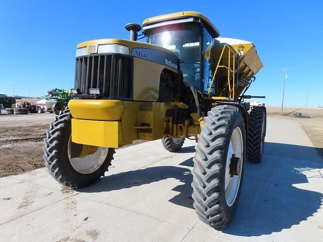 Image of Ag-Chem RoGator 1264C equipment image 1