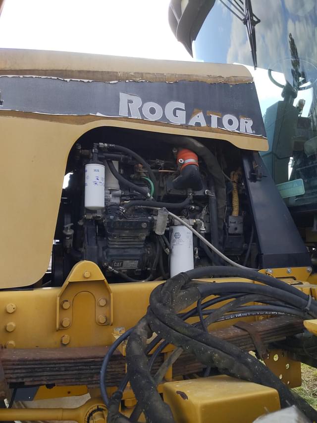 Image of Ag-Chem RoGator 864 equipment image 3