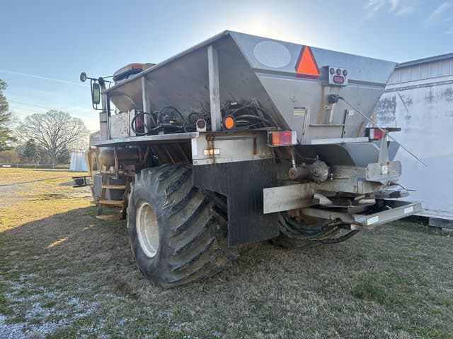 Image of Ag-Chem Terra-Gator 6103 equipment image 4