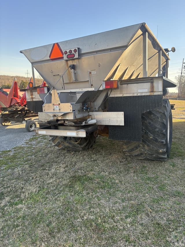 Image of Ag-Chem Terra-Gator 6103 equipment image 3