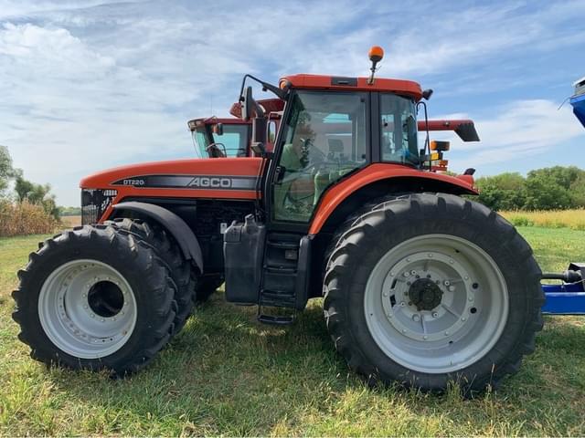 Image of AGCO DT220A equipment image 4