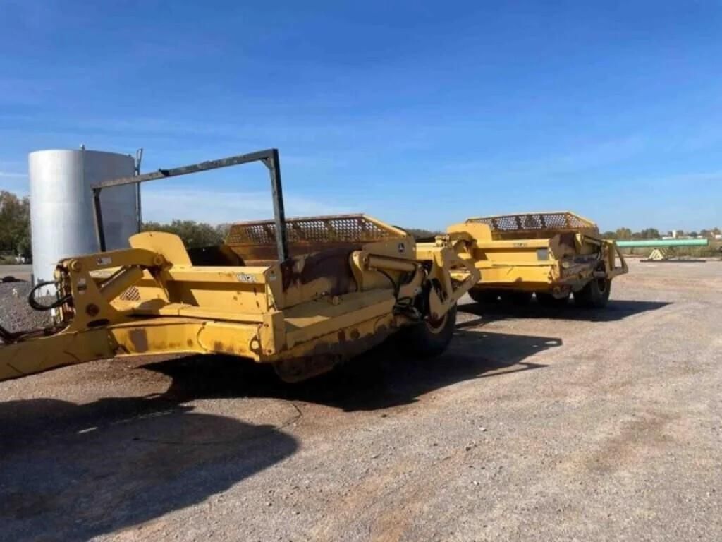 2004 John Deere 1812C Equipment Image0