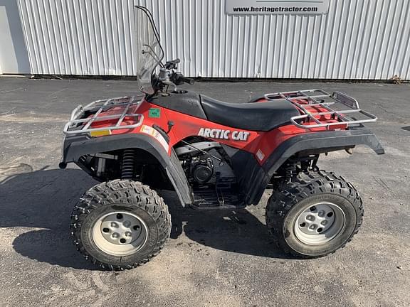 Image of Arctic Cat 400 equipment image 1