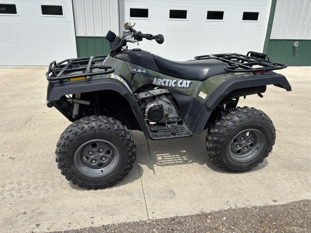 2004 Arctic Cat 400 Equipment Image0