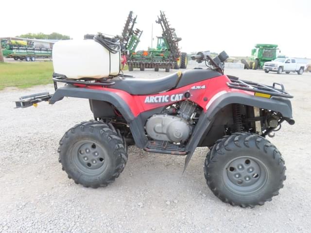 Image of Arctic Cat 400 equipment image 4