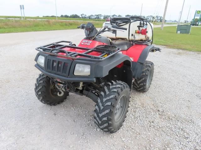 Image of Arctic Cat 400 equipment image 1