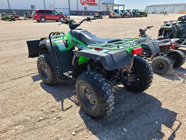 Image of Arctic Cat 400 equipment image 3