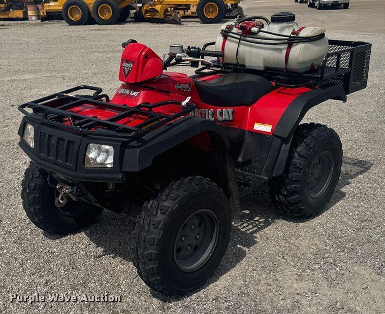 Image of Arctic Cat 650V Twin Primary image