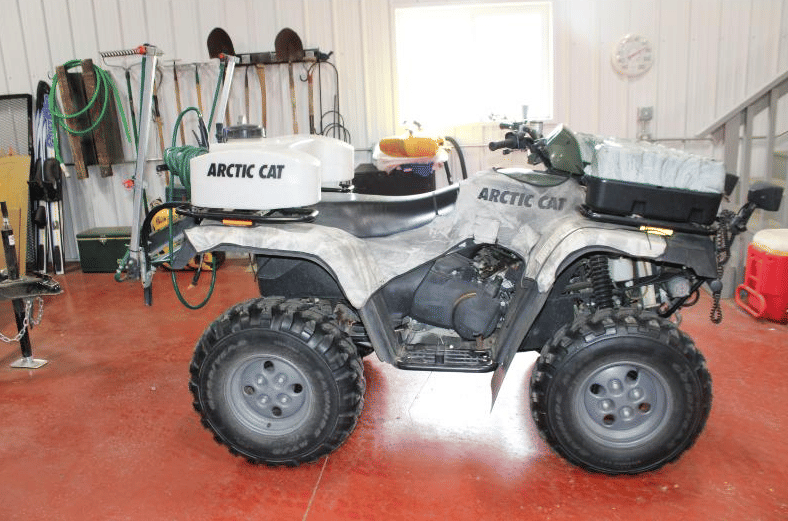 Image of Arctic Cat 650V Twin Image 1