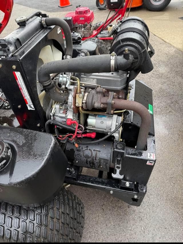 Image of Ariens 272Z equipment image 3