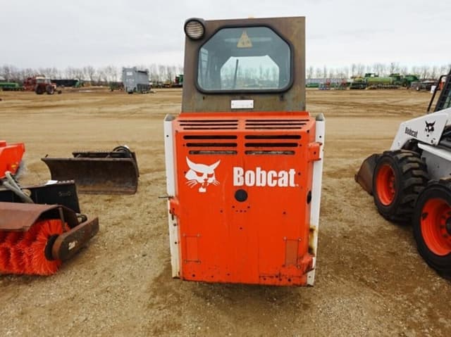 Image of Bobcat 463 equipment image 2