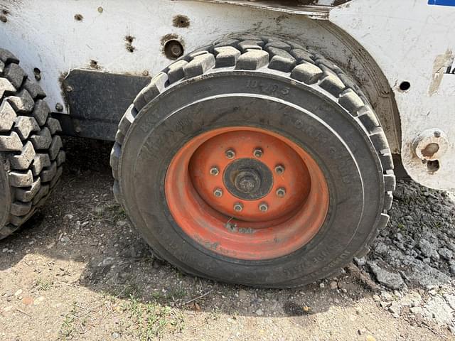 Image of Bobcat 773 equipment image 4
