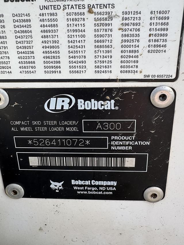 Image of Bobcat A300 equipment image 4