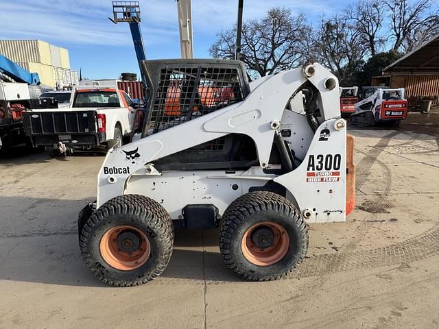 Image of Bobcat A300 equipment image 1