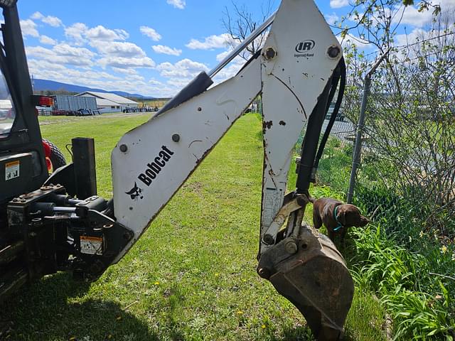 Image of Bobcat B250 equipment image 3