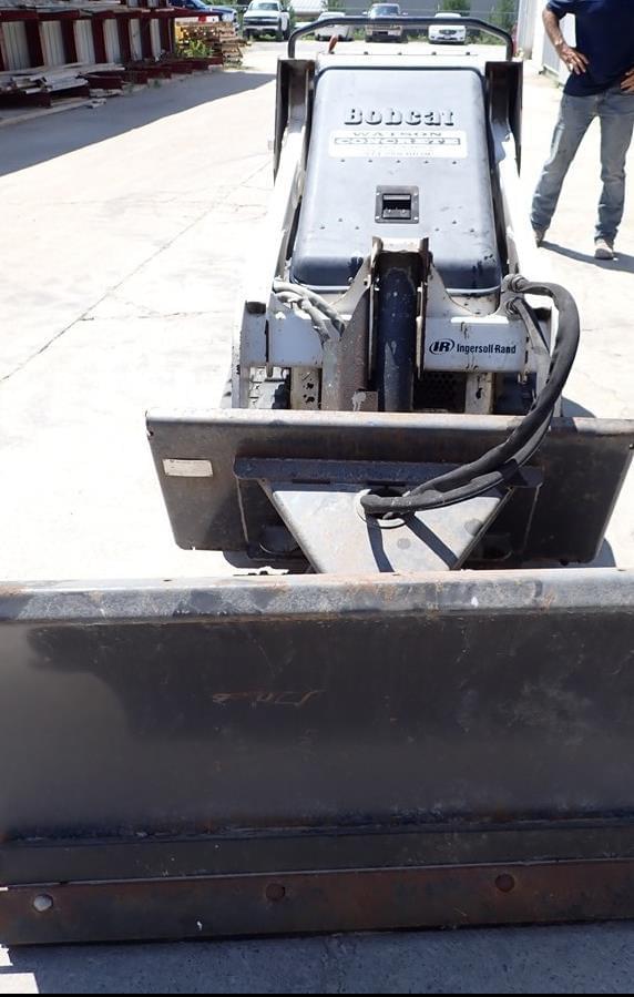 Image of Bobcat MT52 equipment image 3