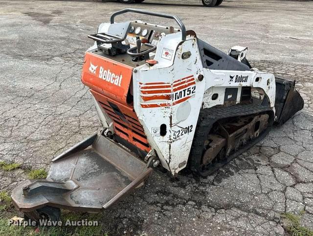 Image of Bobcat MT52 equipment image 4