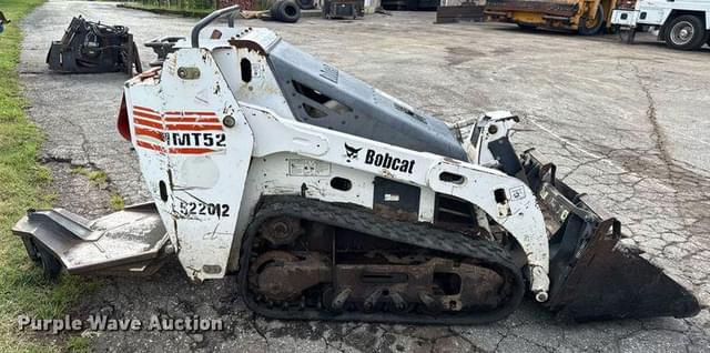 Image of Bobcat MT52 equipment image 3