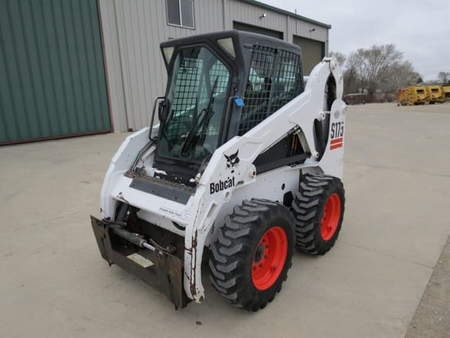 Image of Bobcat S175 equipment image 3
