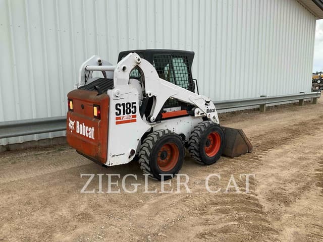 Image of Bobcat S185 equipment image 2