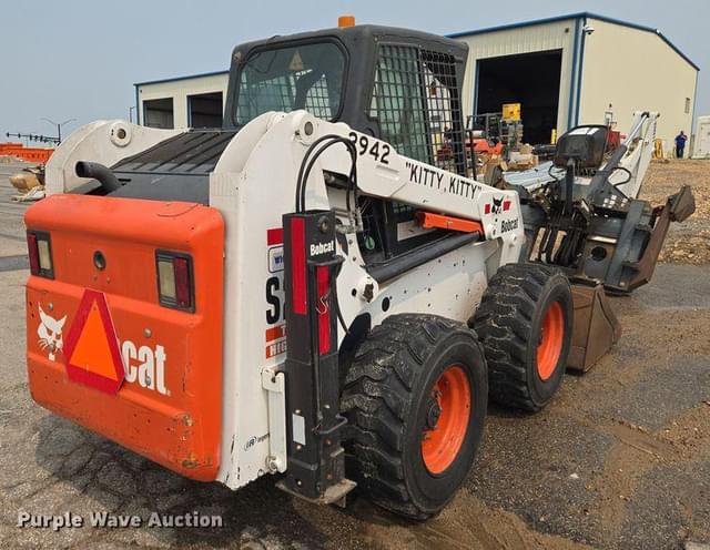 Image of Bobcat S220 equipment image 4