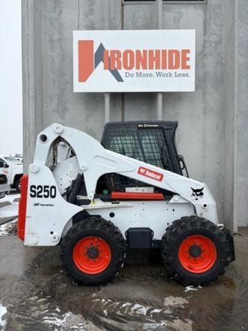 Image of Bobcat S250 equipment image 1