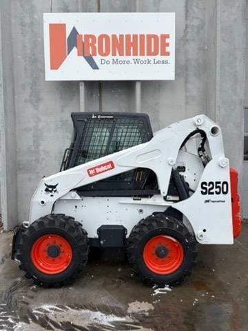 2004 Bobcat S250 Equipment Image0