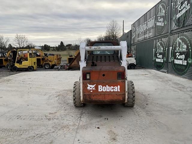 Image of Bobcat S300 equipment image 2