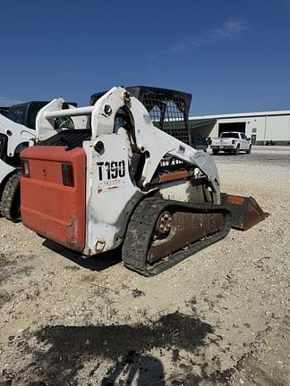Image of Bobcat T190 equipment image 3