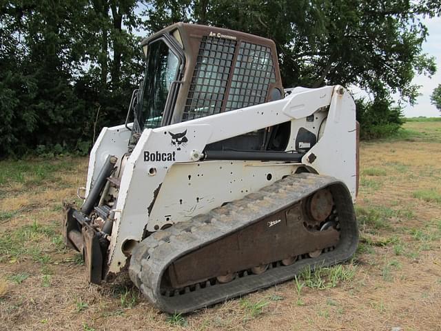 Image of Bobcat T250 equipment image 1