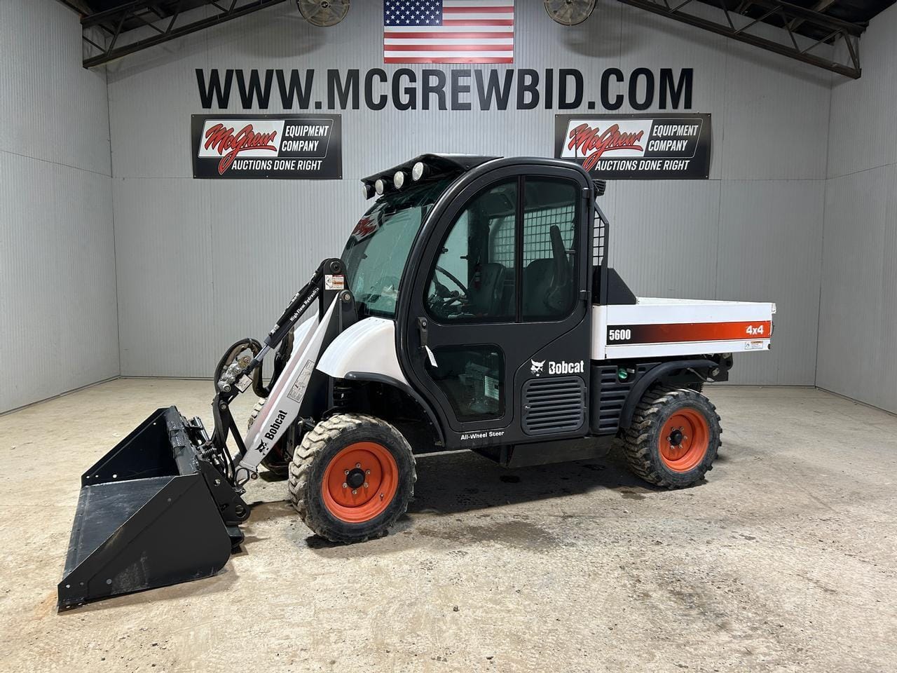 2014 Bobcat Toolcat 5600 Equipment Image0