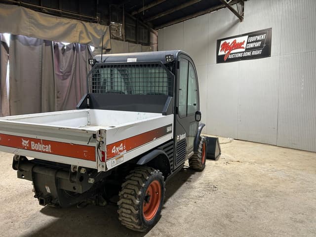 Image of Bobcat Toolcat 5600 equipment image 3