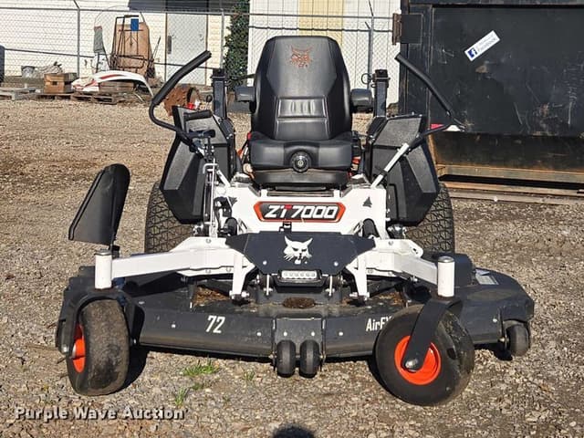 Image of Bobcat ZT7000 equipment image 1