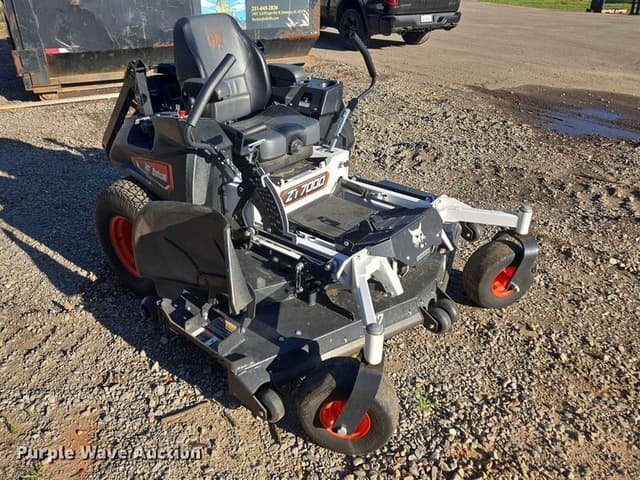 Image of Bobcat ZT7000 equipment image 2