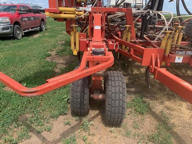 Image of Bourgault 5710 equipment image 1