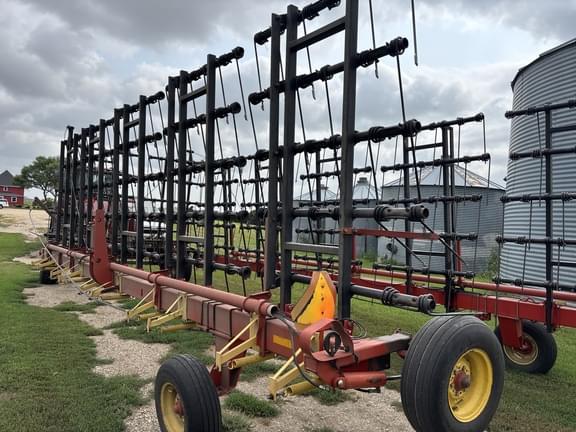 Image of Bourgault 7200-72 equipment image 3