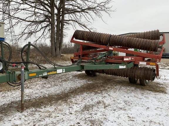 2004 Brillion XL-144 Image