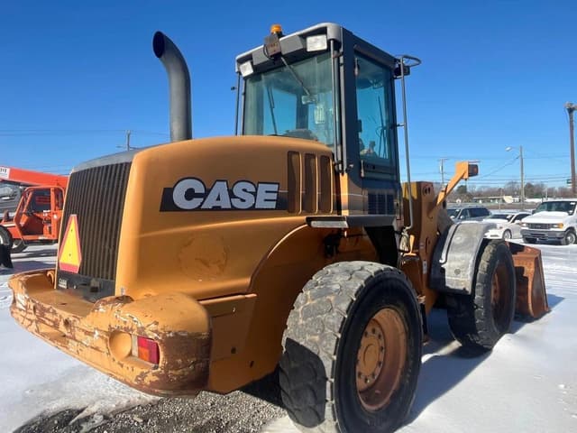 Image of Case 521D equipment image 2