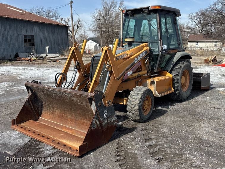 2004 Case 570MXT Equipment Image0