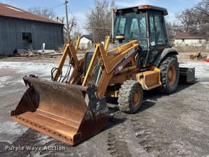 2004 Case 570MXT Image