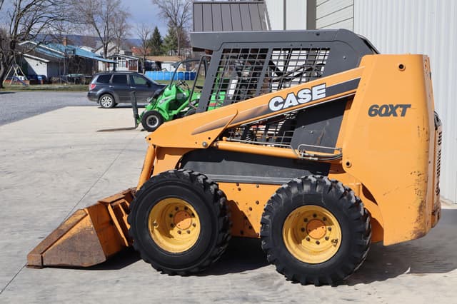 Image of Case 60XT equipment image 4
