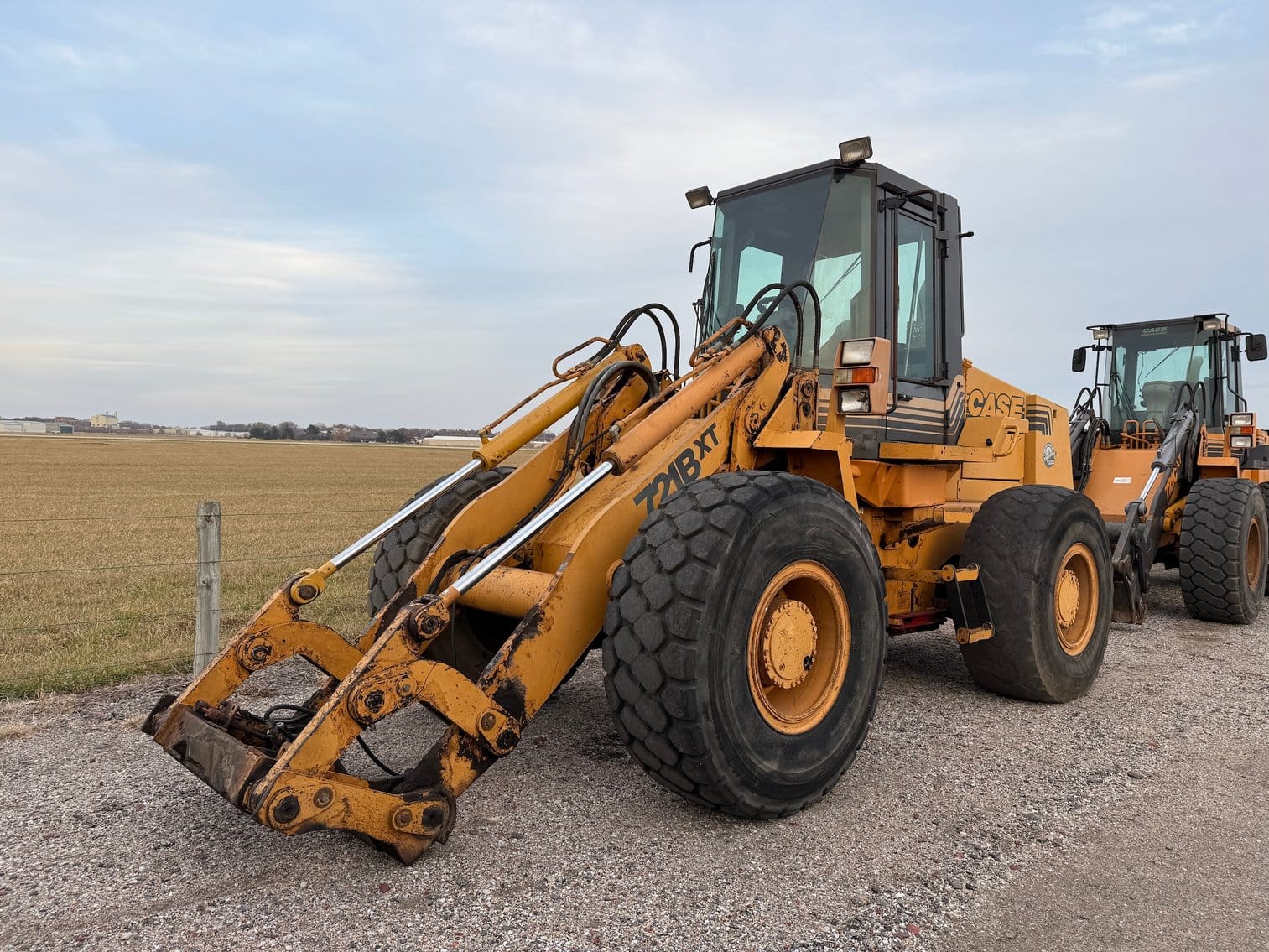 2004 Case 721B Equipment Image0