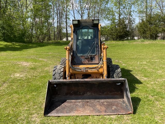 Image of Case 75XT equipment image 1