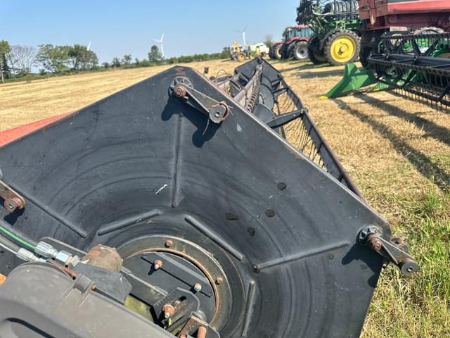 Image of Case IH 1010 equipment image 4